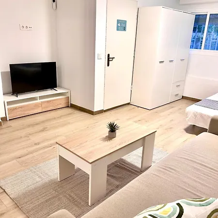 Apartamentos Ribadeo Madrid Exterior photo